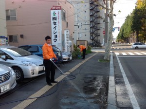 札幌本社の地域清掃活動（2013/10/29）