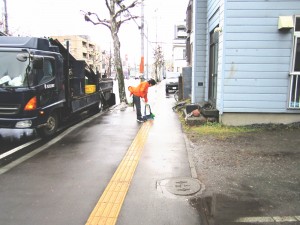 札幌本社の地域清掃活動（2013/12/10）
