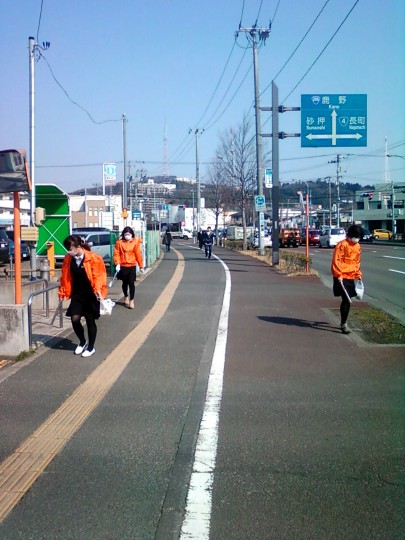 東北営業所の地域清掃活動（2014/3/25）