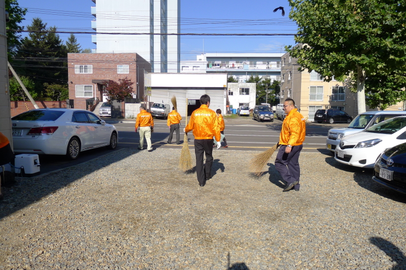 本社の地域清掃活動（2014/10/07）